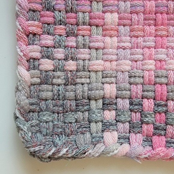 New Handmade Gray Violet Pink Pot Holder Hotpad 5.25" x 5.25" OOAK Cottage Folk - Picture 2 of 7